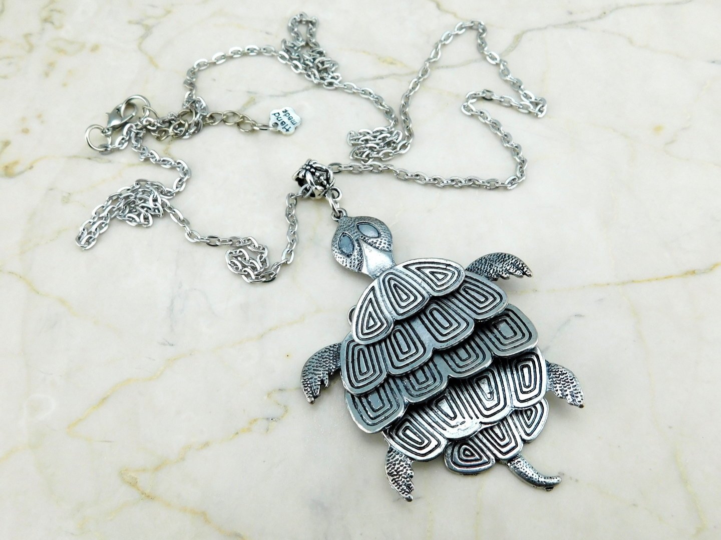Halskette mit Schildkrötenanhänger in Silber - Vintage Schmuckstübchen