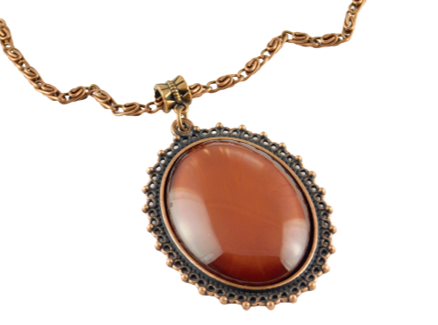 Kupferfarbene Halskette "Wüstensonne" mit einem großen Cabochon