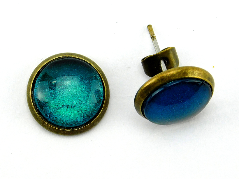 Ohrstecker mit Cabochon in Azurblau 12mm 