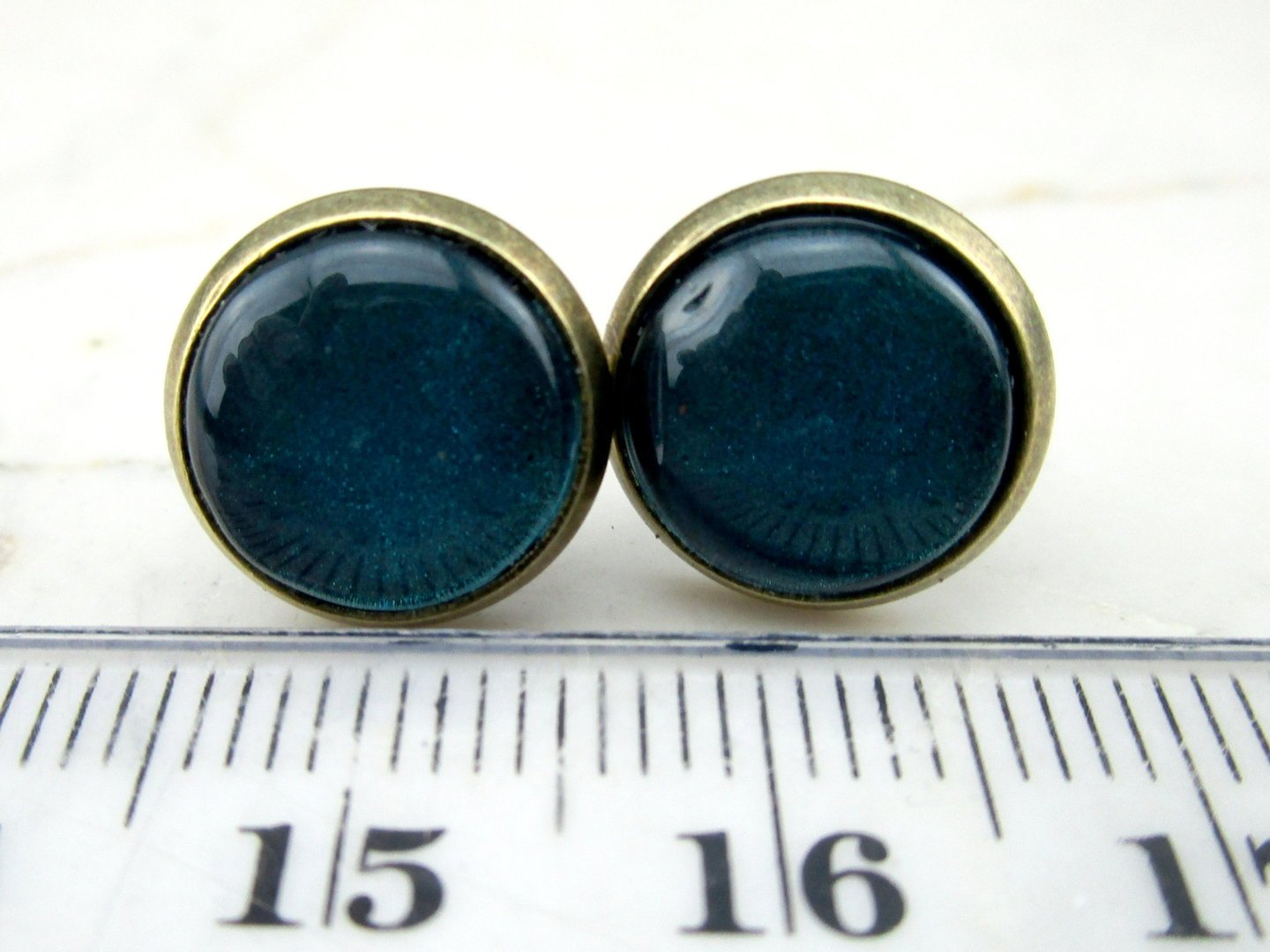 Ohrstecker mit Cabochon in Azurblau 12mm 