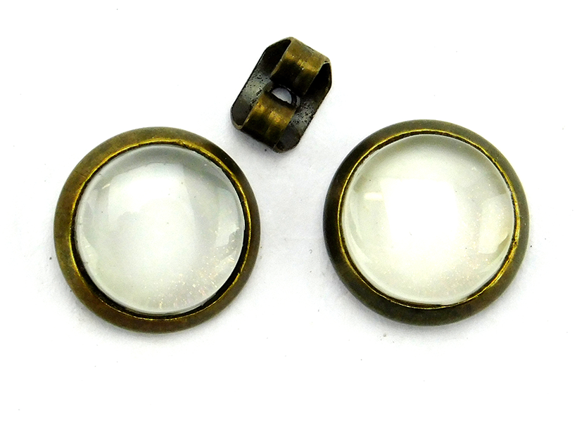 Ohrstecker mit Glassteinen "Snow White" 10mm 