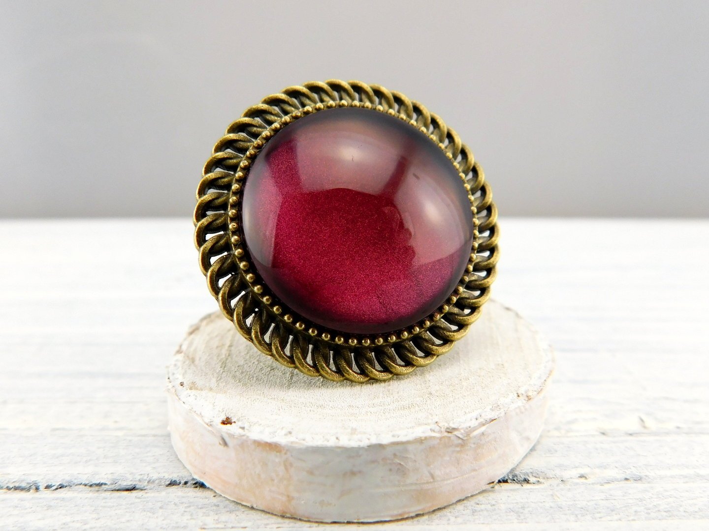 Runder Ring mit Glasstein - Vintage Schmuckstübchen
