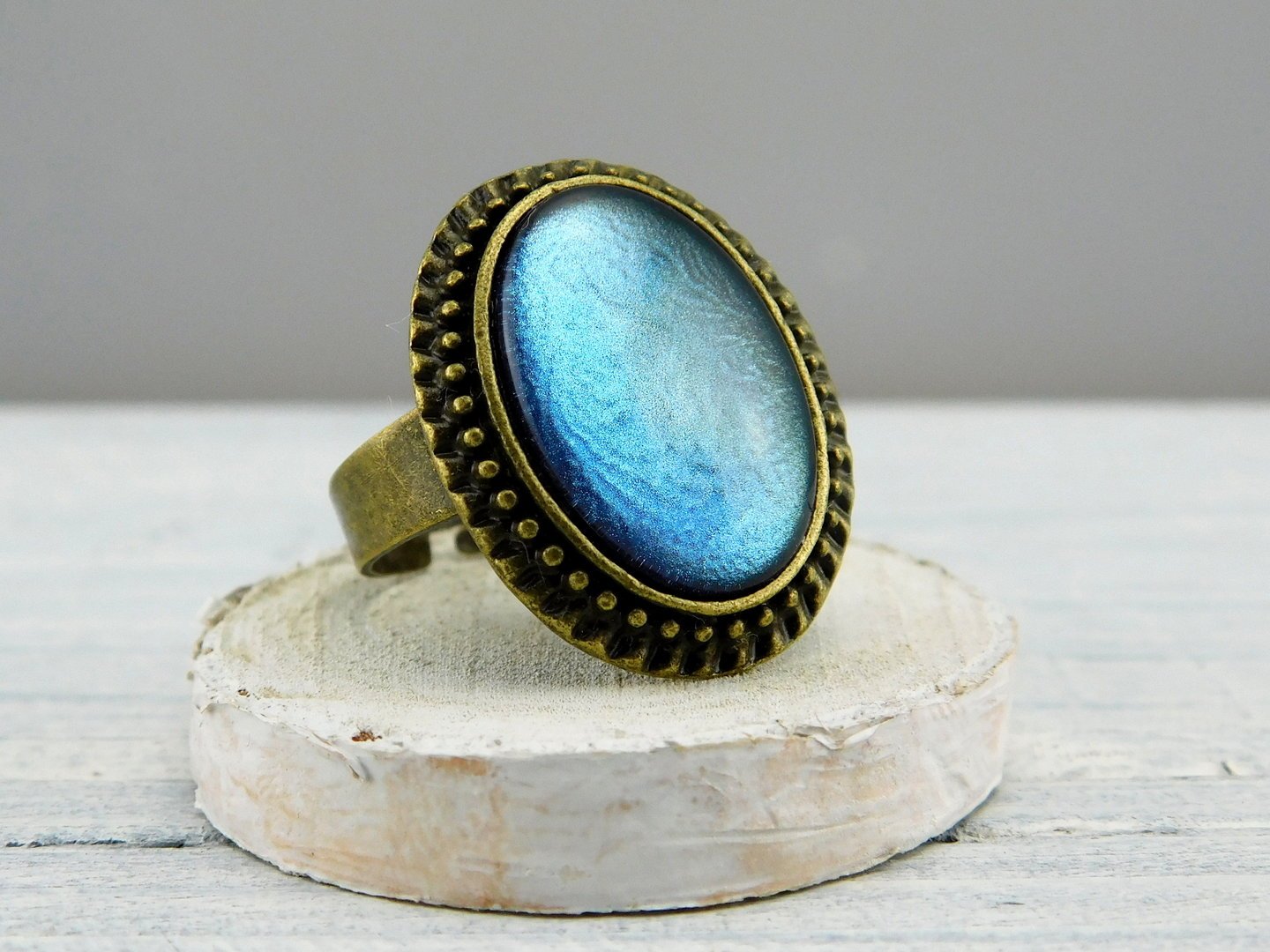 Ovaler Ring mit Cabochon - Vintage Schmuckstübchen