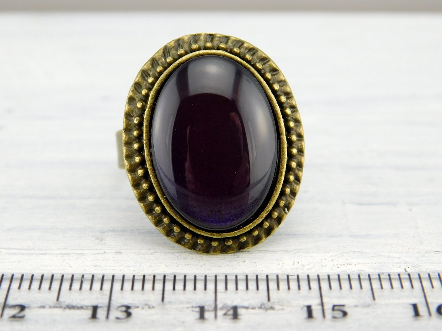 Ovaler Ring mit Cabochon - Vintage Schmuckstübchen